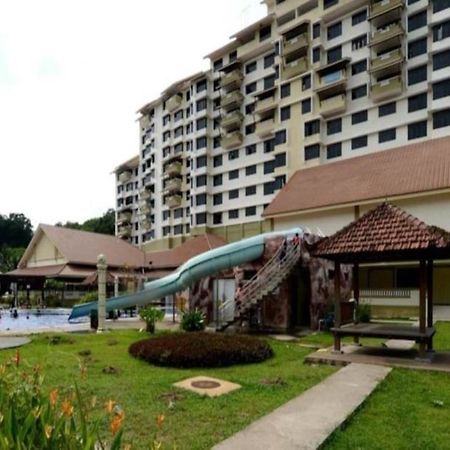 Puteri Beach Resort Port Dickson Exteriér fotografie